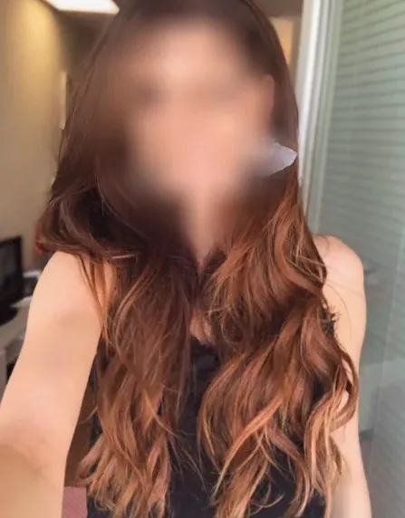 Alena, 35