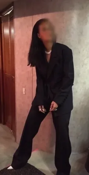 Bianca, 23