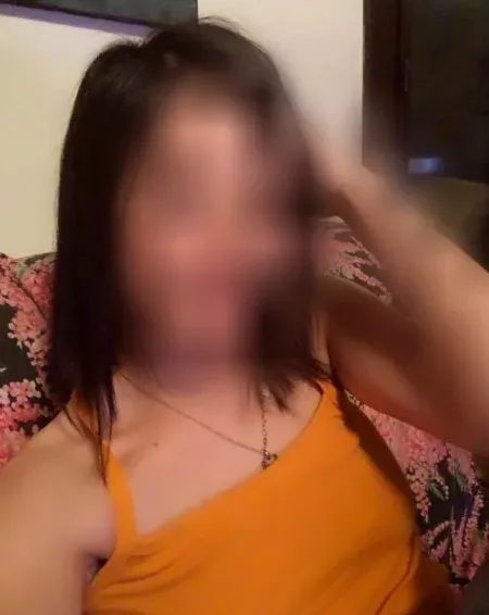 Fabienne, 32