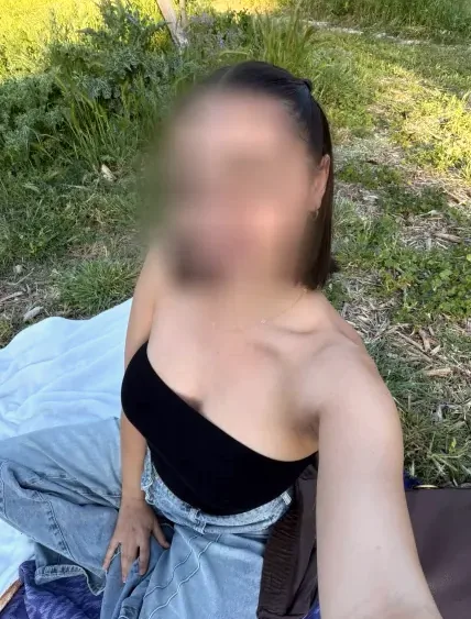 Helena, 30