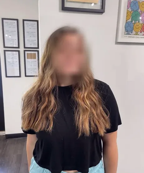 Julia, 19