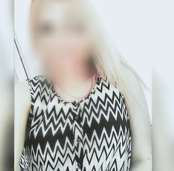 Yasmin, 29