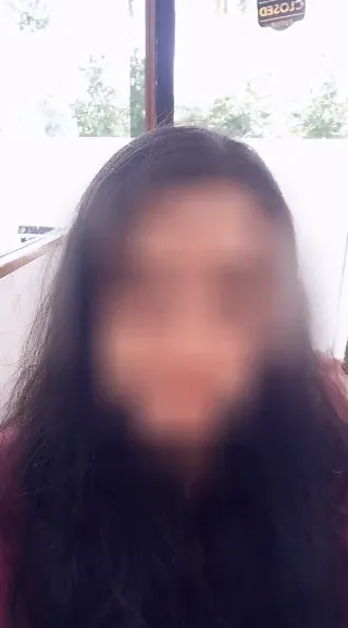 Yvonne, 29